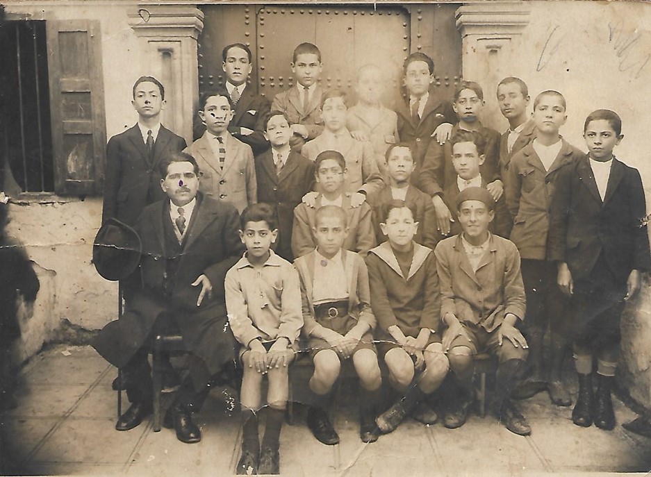 James Levy, École de l'Alliance Casablanca 1923 (second left front row)